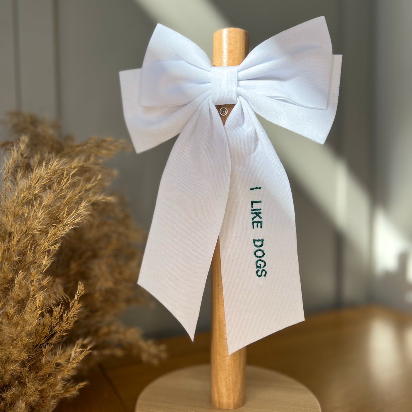 'I LIKE DOGS' Velvet Hair Bow Large - White & Green